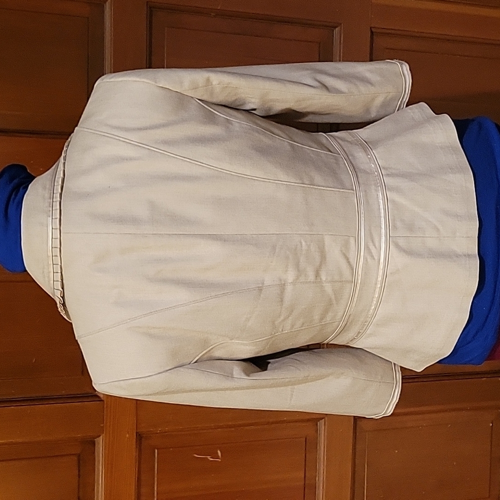 blazer - Picture 2 of 3